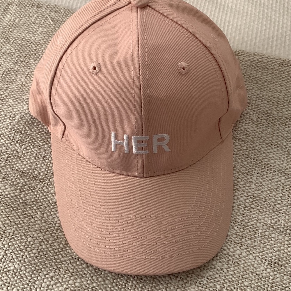 Burberry women hats - Picture 4 of 4